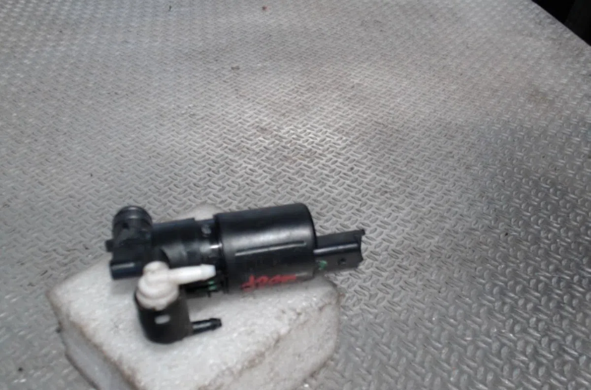 Pompe lave-glace avant DACIA LODGY  LODGY PHASE 2 occasion