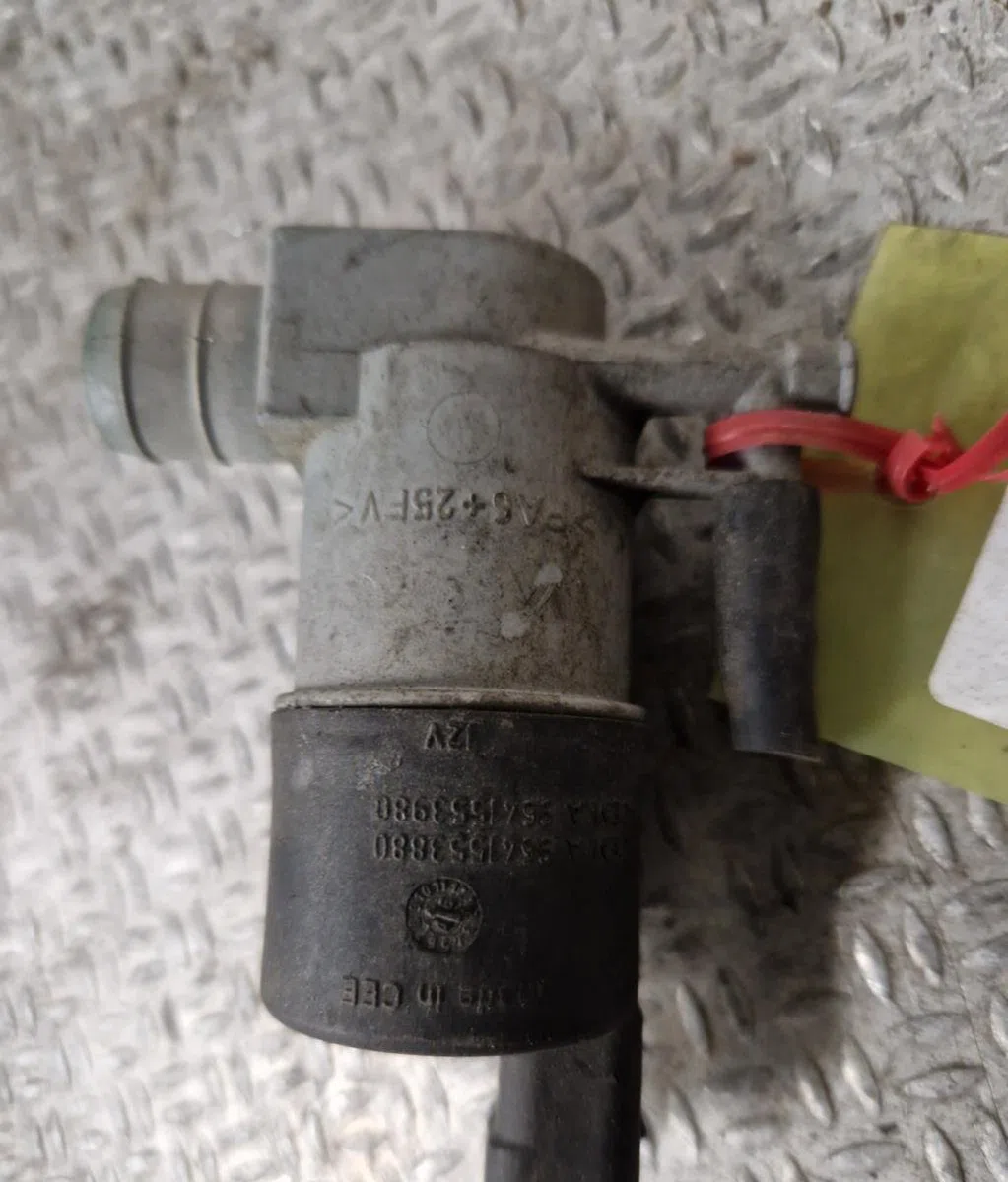 Pompe lave-glace avant DACIA LOGAN 1  LOGAN 1 PHASE 2 occasion