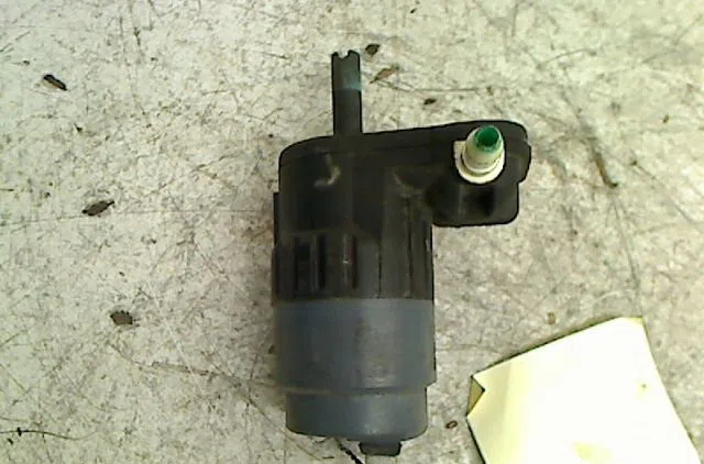 Pompe lave-glace avant Fiat PANDA (169_) 1.2 (169axf2a, 169axf1a) (2010-2013) occasion