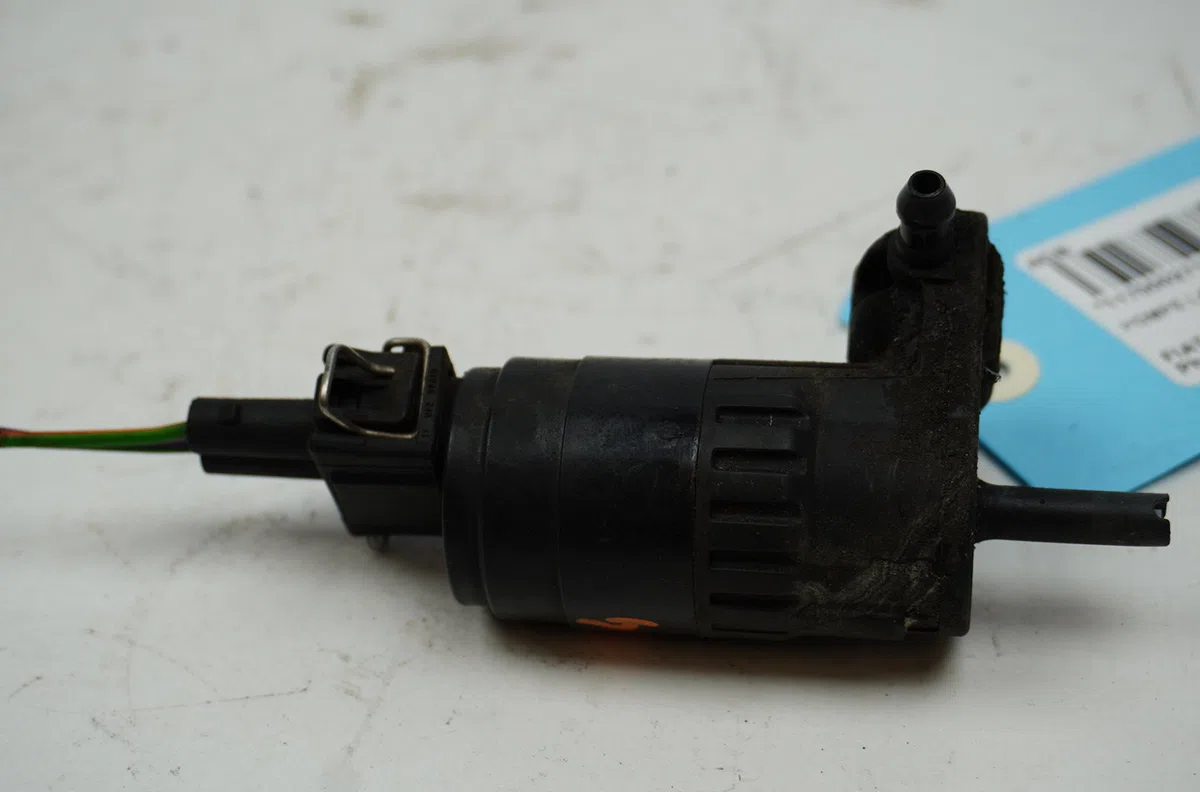 Pompe lave-glace avant Fiat PANDA (312_, 319_) 1.2 (312pxa1a) (2012) occasion