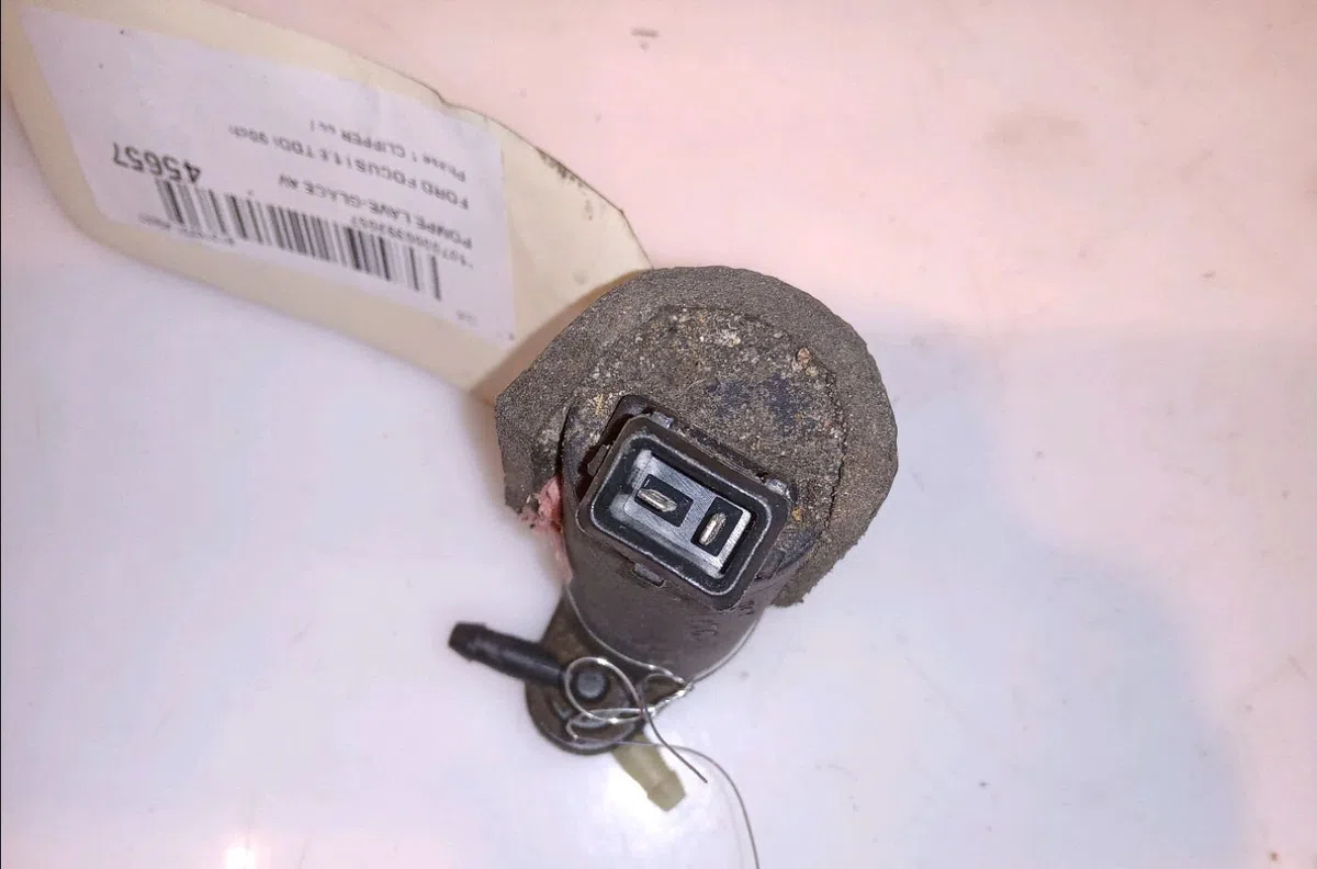 Pompe lave-glace avant Ford FOCUS I Clipper (DNW) 1.8 turbo di - tddi (1999-2004) occasion