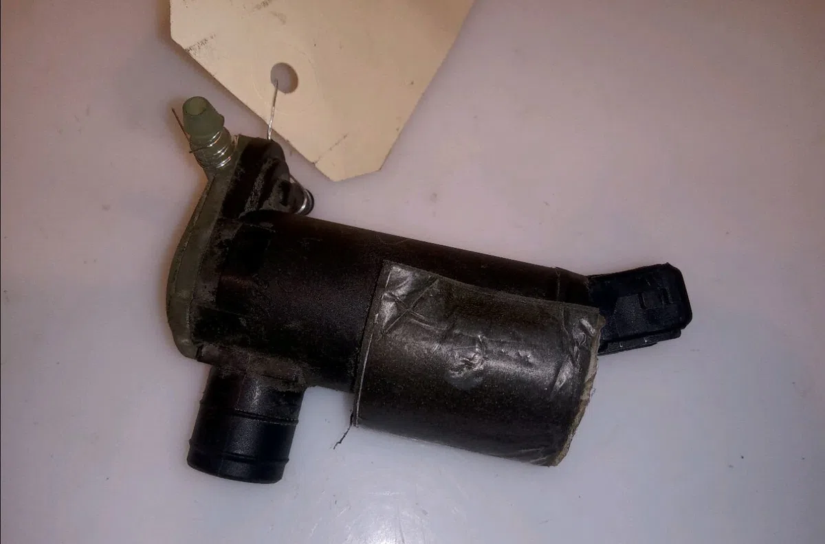 Pompe lave-glace avant Ford FOCUS I (DAW, DBW) 1.8 turbo di - tddi (1998-2004) occasion