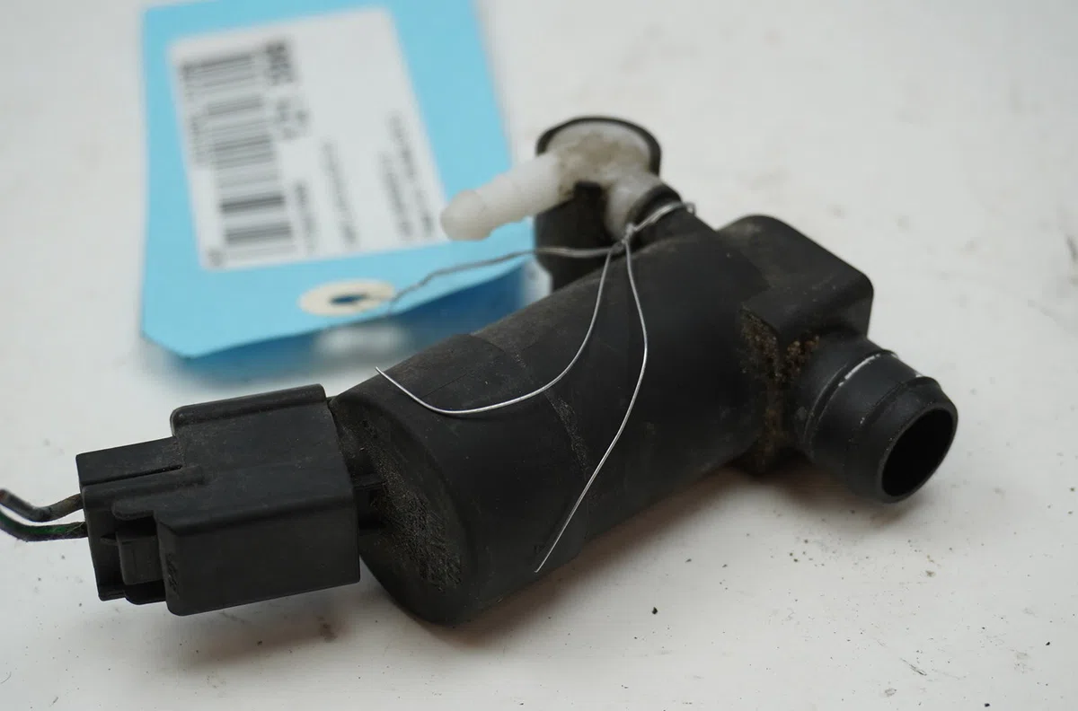 Pompe lave-glace avant Ford MONDEO IV (BA7) 2.0 tdci (2007-2015) occasion