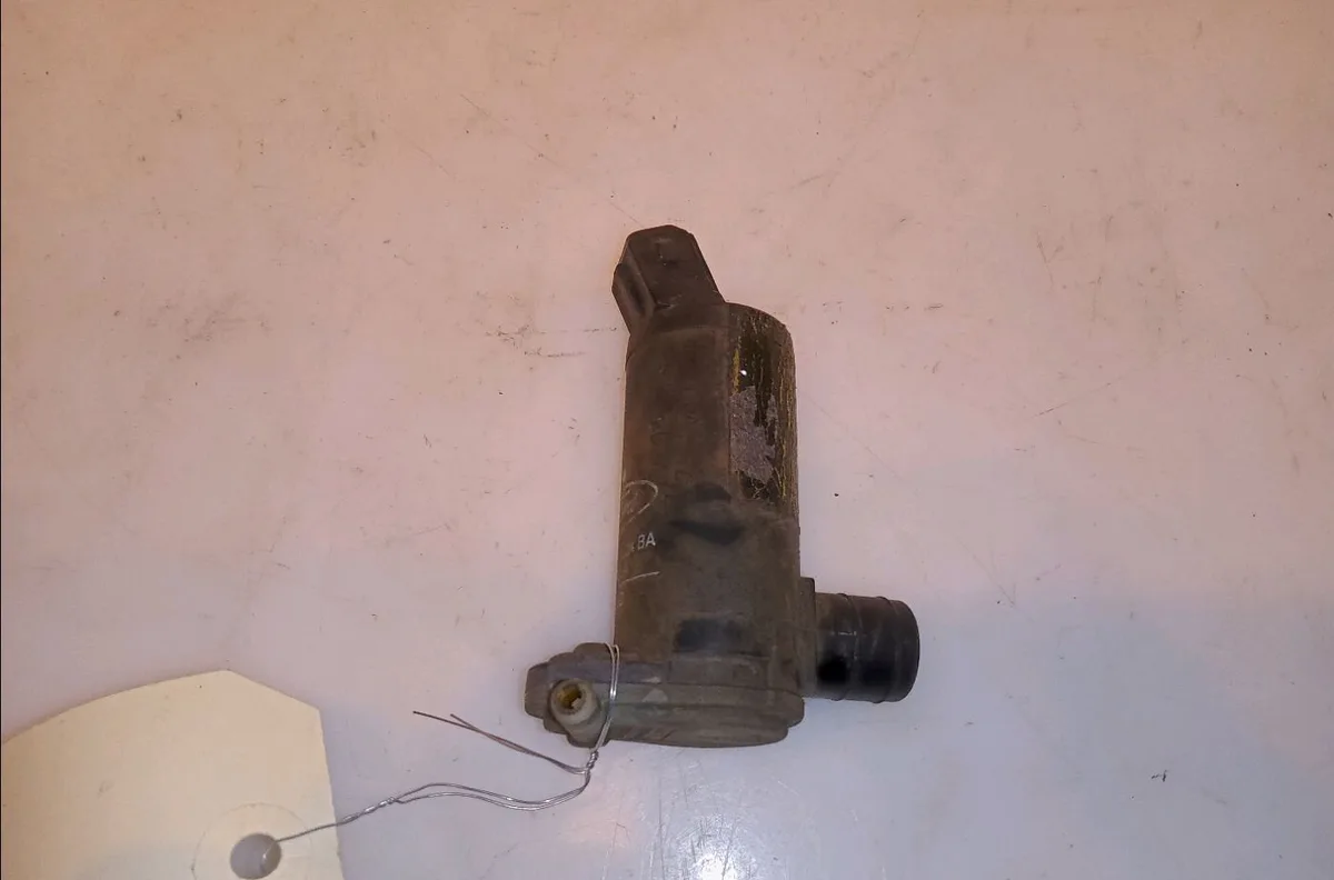 Pompe lave-glace avant Ford TRANSIT CONNECT (P65_, P70_, P80_) 1.8 di (2002-2013) occasion