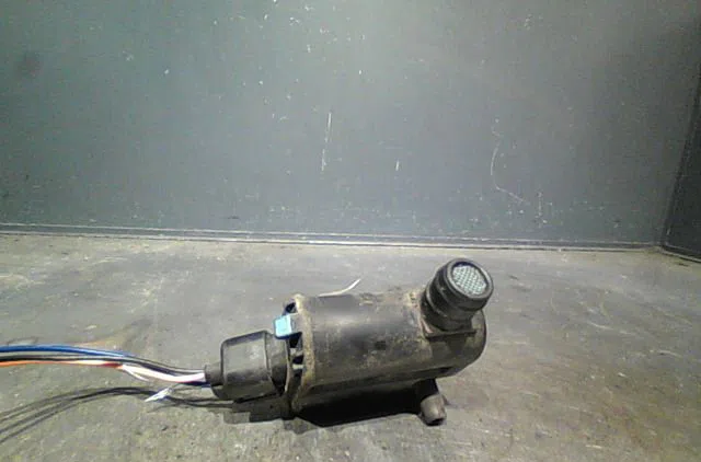 Pompe lave-glace avant HYUNDAI GETZ Phase 1 09-2002--11-2005 occasion