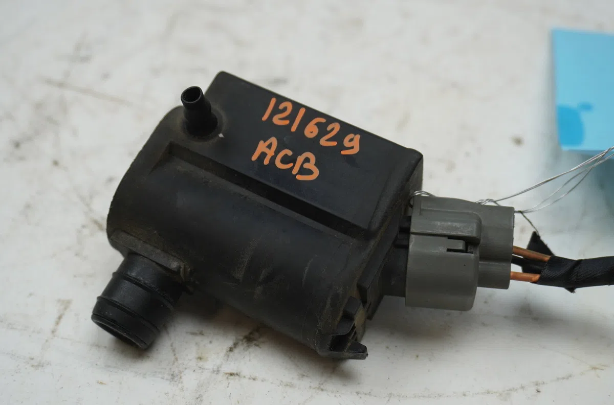 Pompe lave-glace avant Hyundai SANTA FÉ II (CM) 2.2 crdi 4x4 (2006-2009) occasion