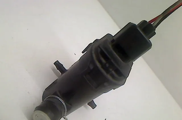 Pompe lave-glace avant Kia RIO IV (YB, SC, FB) 1.0 t-gdi 120 (2017) occasion