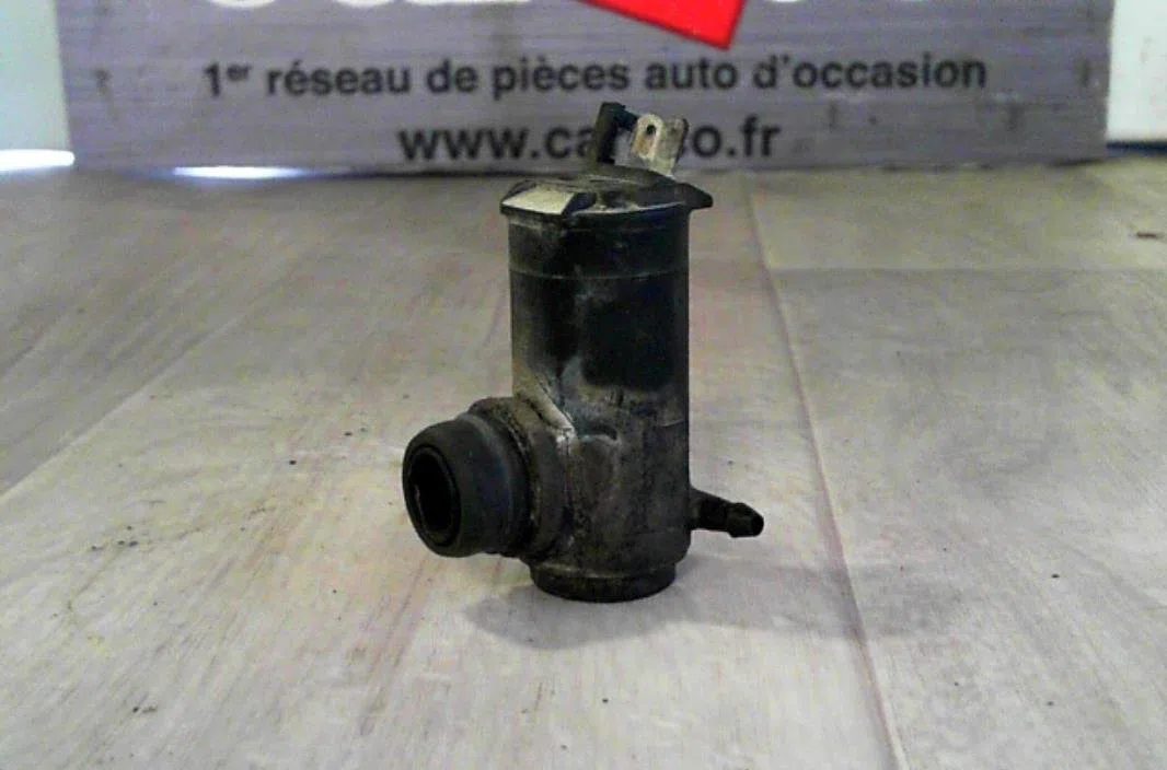 Pompe lave-glace avant Mazda PREMACY (CP) 2.0 td (2000-2005) occasion