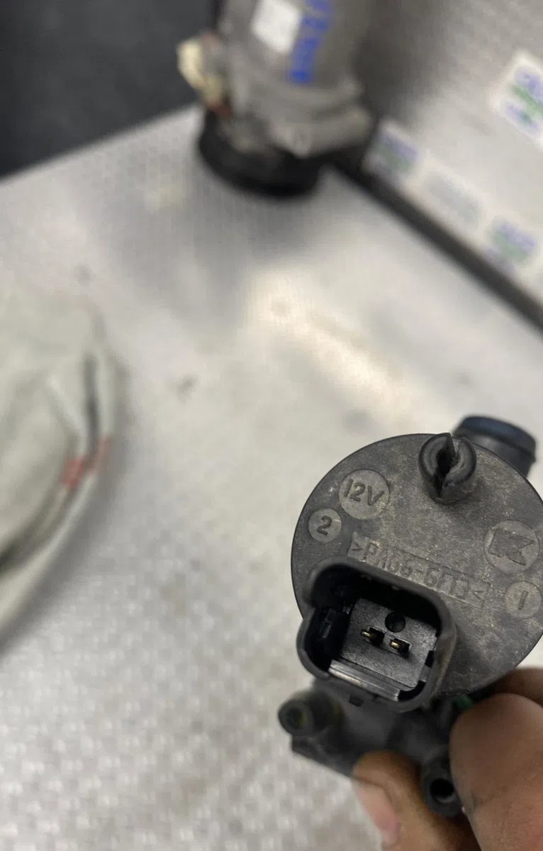 Pompe lave-glace avant NISSAN NOTE 2  NOTE 2 occasion