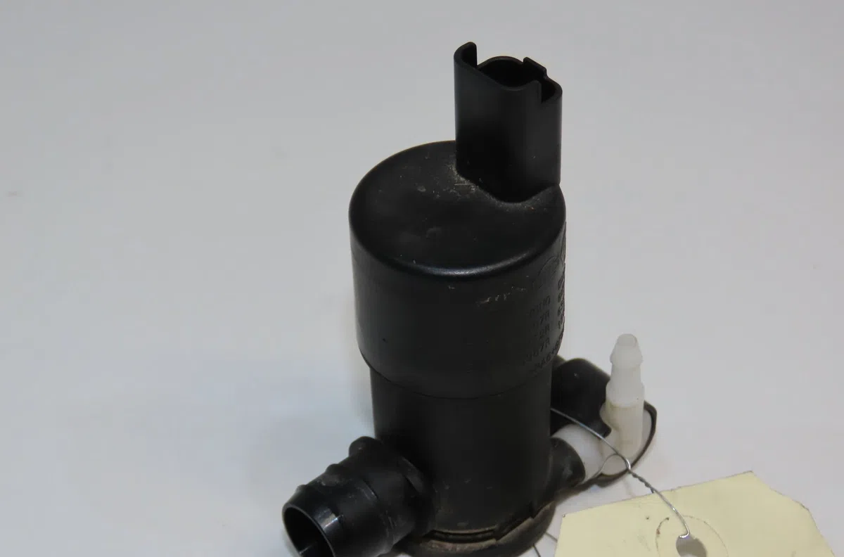 Pompe lave-glace avant Opel MOKKA 1.5 (76) (2020) occasion