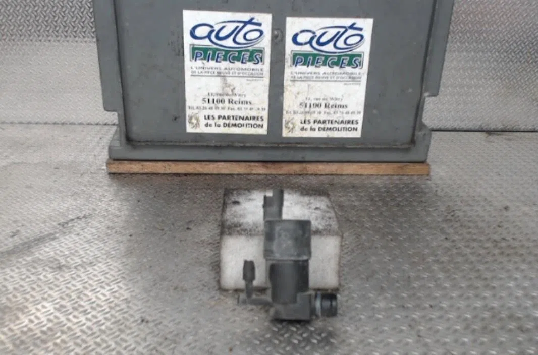Pompe lave-glace avant OPEL MOVANO A  MOVANO A PHASE 2 occasion