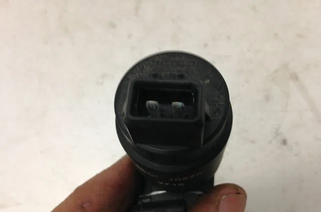 Pompe lave-glace avant Opel ZAFIRA A Monospace (T98) 2.2 dti 16v (f75) (2002-2005) 5 portes occasion