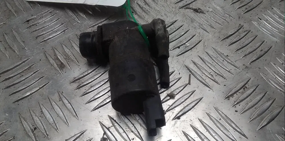 Pompe lave-glace avant Peugeot 1007 (KM_) 1.6 hdi (2007) occasion