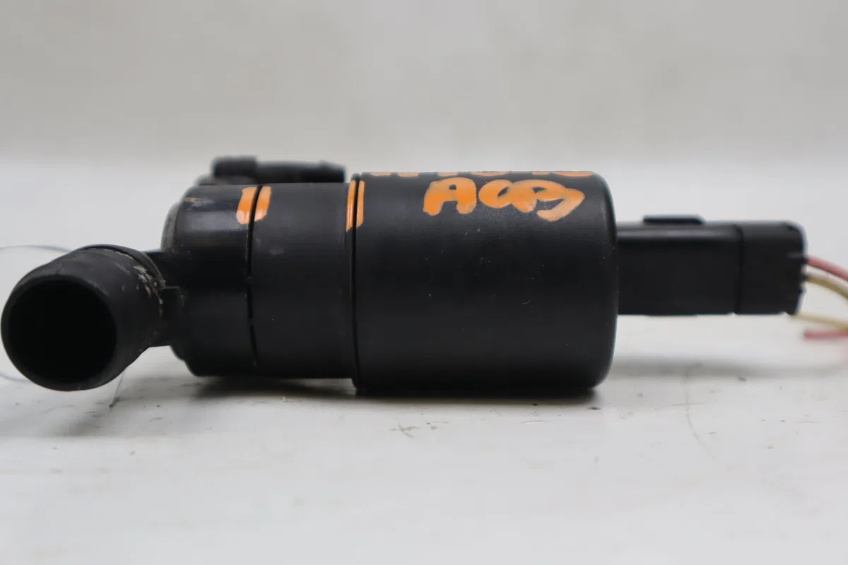 Pompe lave-glace avant Peugeot 106 II (1A_, 1C_) 1.1 i (1996-2004) occasion