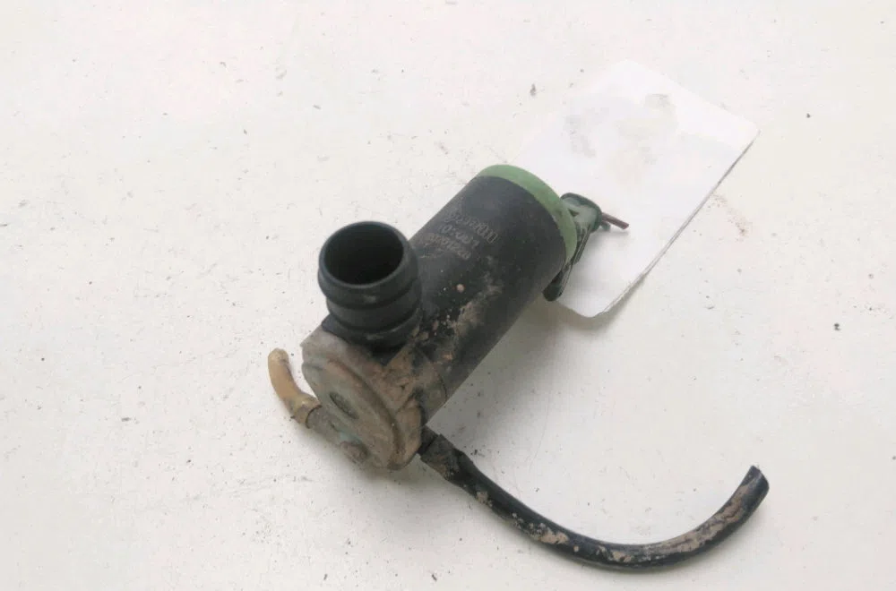 Pompe lave-glace avant Peugeot 206 3-5 portes (2A-C) 2.0 hdi 90 (1999-2009) 5 portes occasion