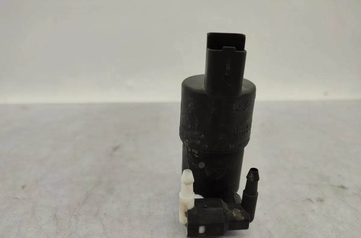 Pompe lave-glace avant PEUGEOT 208 1 PHASE 2 occasion