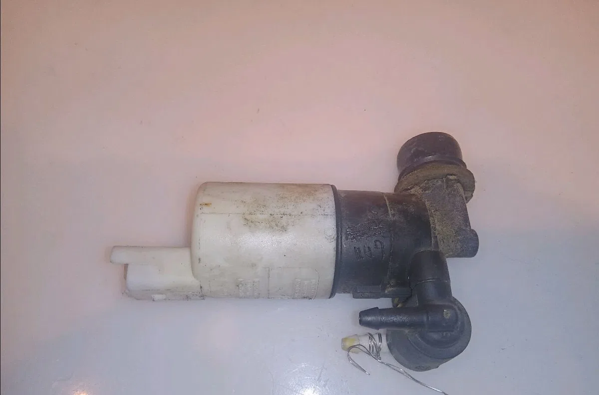 Pompe lave-glace avant Peugeot 307 (3A-C) 2.0 hdi 135 (2003-2007) occasion
