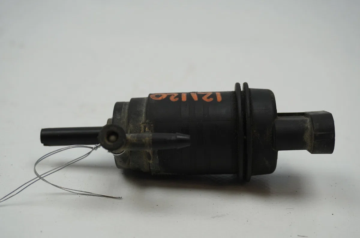 Pompe lave-glace avant Renault 19 I (B-C53_) 1.9 d (b-c534, b-c53j) (1988-1992) 5 portes occasion
