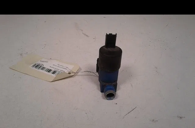 Pompe lave-glace avant Renault CLIO III (BR0-1, CR0-1) 1.6 16v (br05, br0b, br0y, br15, br1j, br1m, br1y, cr0b,... (2005