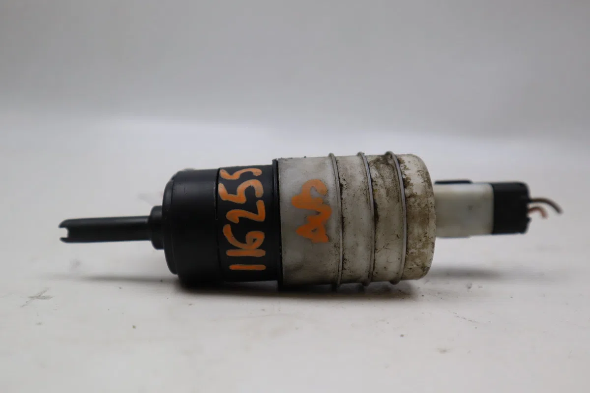 Pompe lave-glace avant Renault KANGOO Express (FC0-1_) D 55 1.9 (fc0d) (1997) occasion