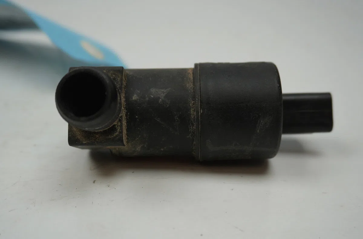 Pompe lave-glace avant Renault KANGOO Express (FW0-1_) 1.5 dci 90 (fw0g, fw05, fw08, fw11) (2009) 4 portes occasion