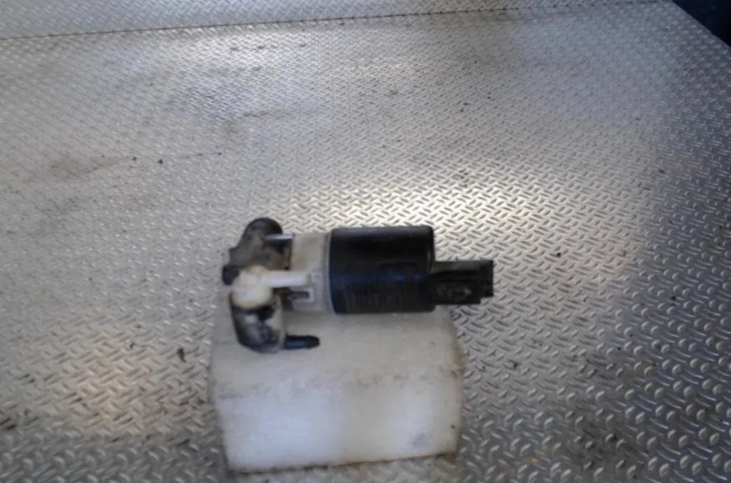Pompe lave-glace avant RENAULT LAGUNA 3  LAGUNA 3 PHASE 1 occasion