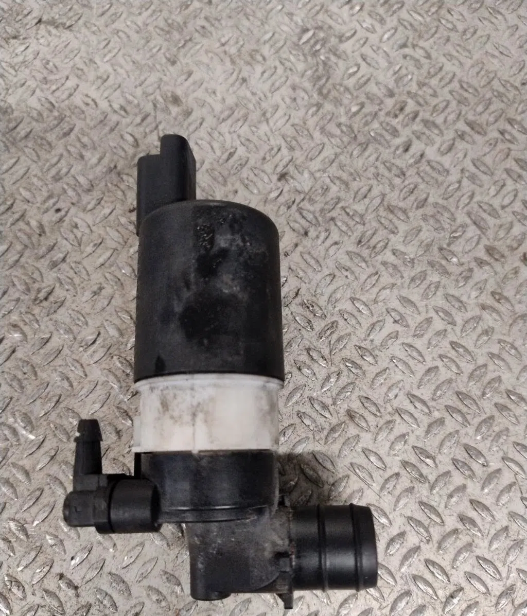 Pompe lave-glace avant Renault LAGUNA Coupé (DT0-1) 2.0 dci (dt01, dt08, dt09, dt0k, dt12, dt1c, dt1d, dt1m,... (2008-20