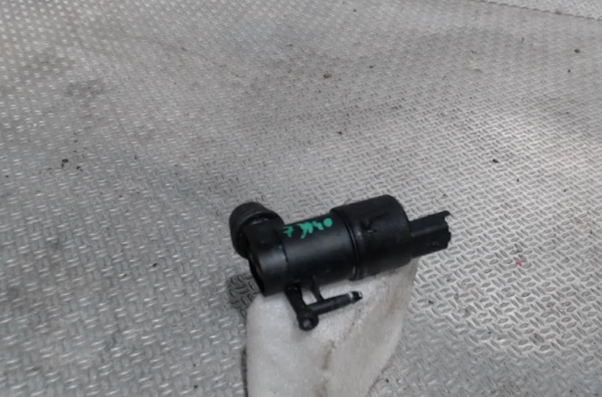 Pompe lave-glace avant RENAULT MASTER 3  MASTER 3 PHASE 2 occasion