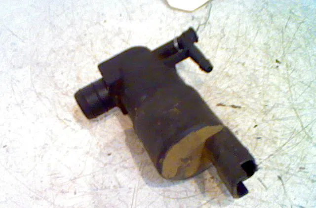 Pompe lave-glace avant RENAULT MASTER II 2006 occasion