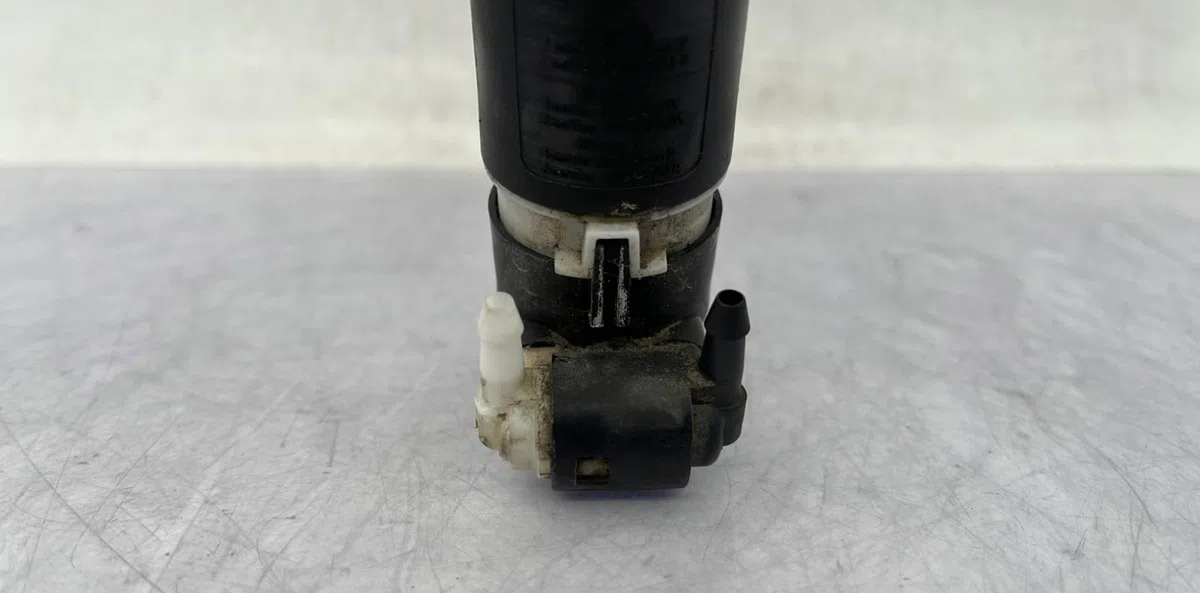 Pompe lave-glace avant RENAULT MEGANE 3 SOCIETE PHASE 2 occasion