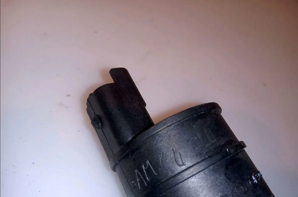 Pompe lave-glace avant Renault MEGANE I (BA0-1_) 1.4 16v (ba0d, ba1h, ba0w, ba10) (1999-2003) occasion