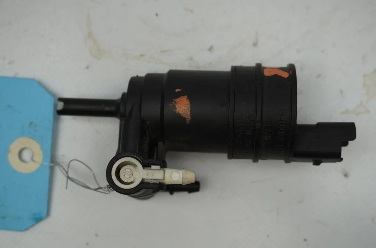 Pompe lave-glace avant Renault MEGANE Scenic (JA0-1_) 1.9 d (ja0j) (1997-1999) occasion