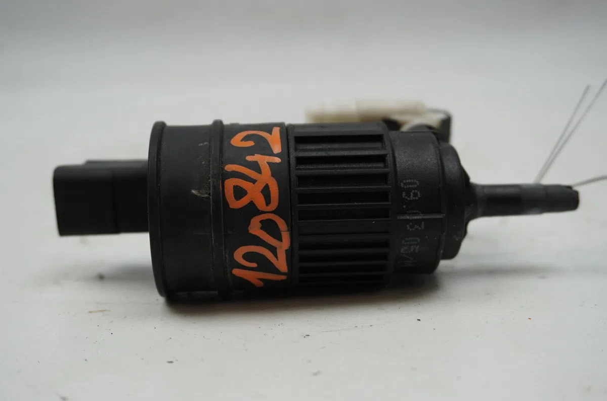 Pompe lave-glace avant Renault TWINGO I (C06_) 1.2 (c066, c068) (1996-2007) 3 portes occasion