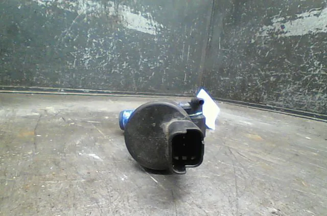 Pompe lave-glace avant Renault TWINGO III (BCM_, BCA_) 0.9 tce 95 (2019) occasion