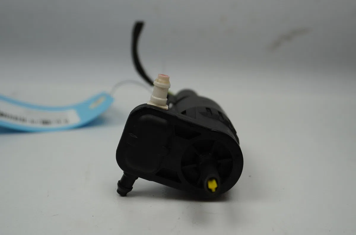 Pompe lave-glace avant Seat IBIZA V (KJ1, KJG) 1.0 mpi (2018) occasion