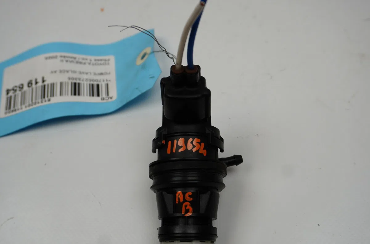 Pompe lave-glace avant Toyota PREVIA II (_R3_) 2.0 d-4d (clr30_) (2001-2006) occasion