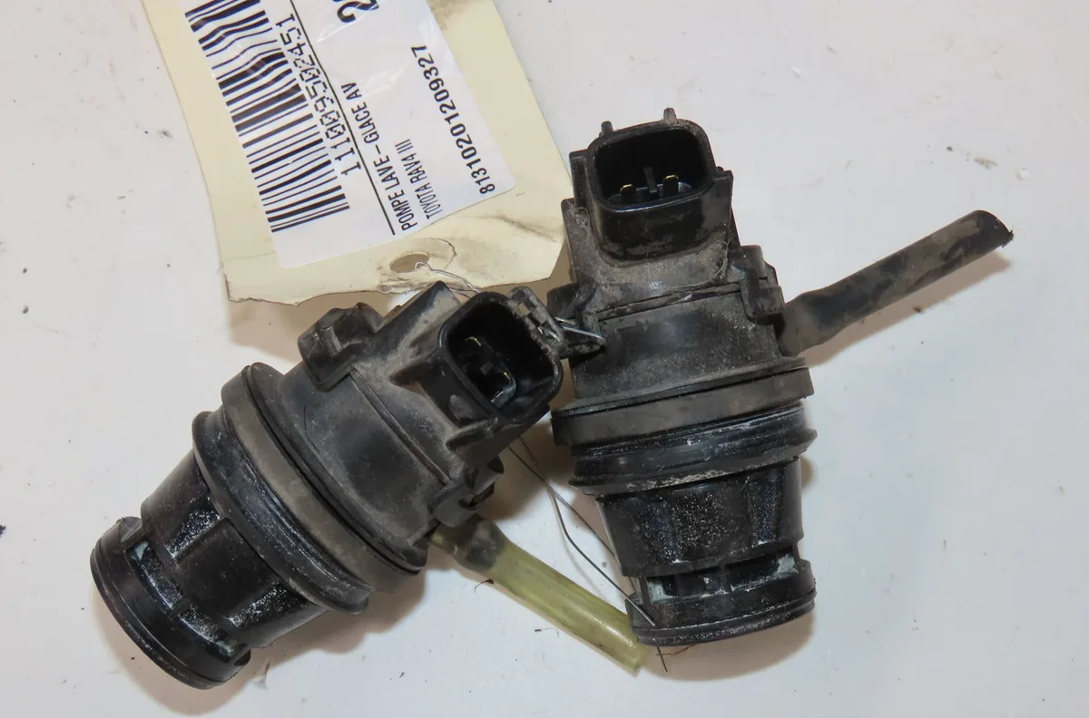 Pompe lave-glace avant Toyota RAV 4 III (_A3_) 2.2 d 4wd (ala30_) (2006-2012) occasion