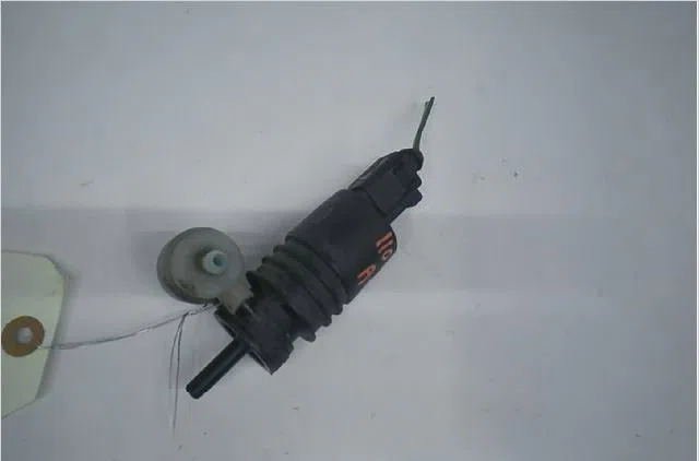 Pompe lave-glace avant Volkswagen JETTA III (1K2) 2.0 tdi 16v (2005-2010) occasion