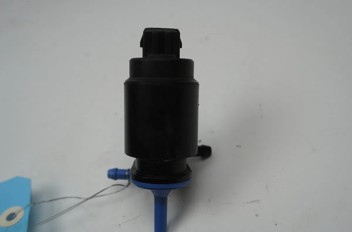 Pompe lave-glace avant Volkswagen PASSAT B3-B4 Variant (3A5, 35I) 1.9 tdi (1993-1997) occasion