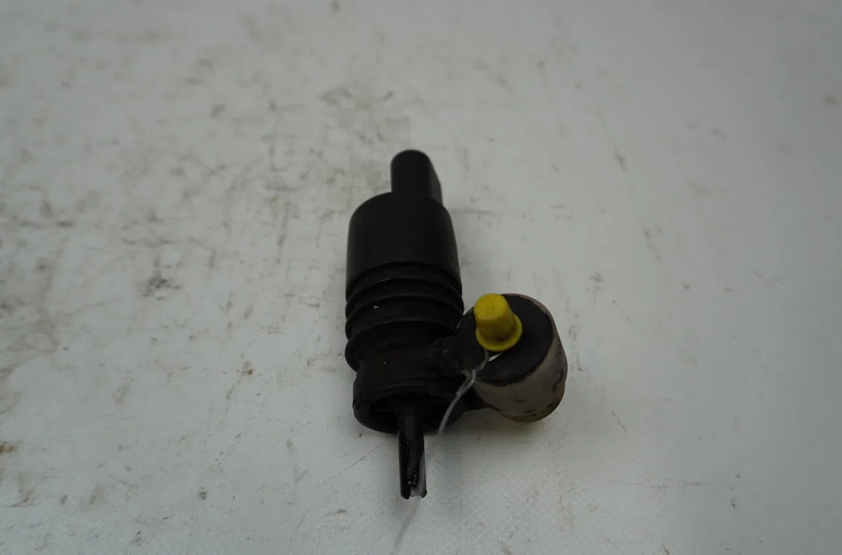Pompe lave-glace avant Volkswagen TOURAN (1T1, 1T2) 1.9 tdi (2003-2004) 5 portes occasion