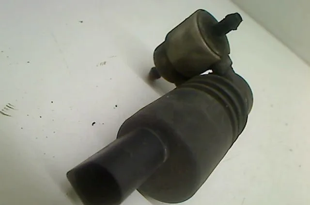 Pompe lave-glace avant Volkswagen TOURAN (1T1, 1T2) 1.9 tdi (2003-2004) 5 portes occasion