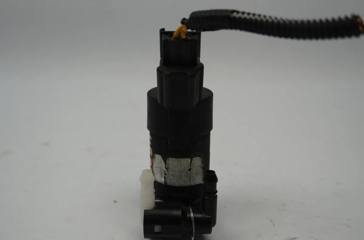Pompe lave-glace avant Volvo V70 II (285) D5 awd (2002-2007) occasion