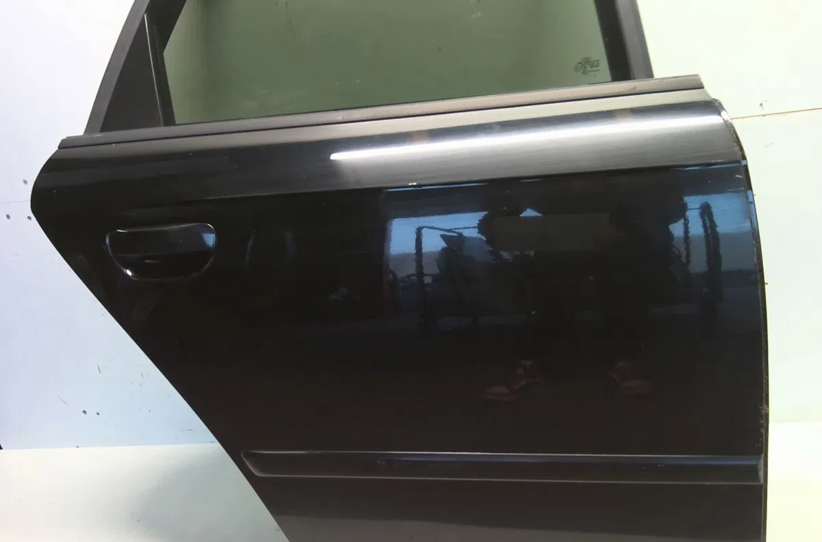 Porte arrière droite Audi A4 B7 (8EC) 1.9 tdi (2004-2008) 4 portes occasion