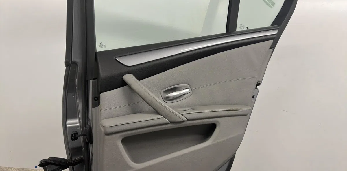 Porte arrière droite BMW SERIE 5 E60 PHASE 2 occasion