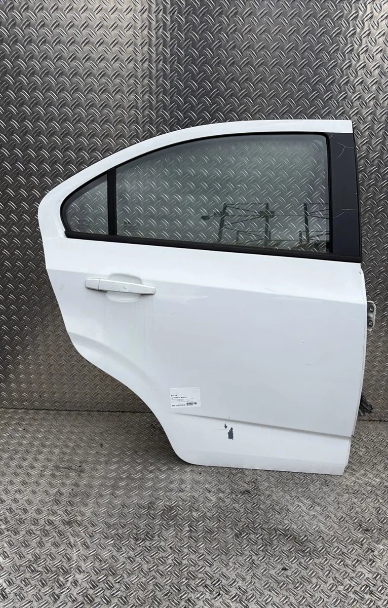 Porte arrière droite Chevrolet AVEO A trois volumes (T300) 1.3 d (2011-2015) occasion
