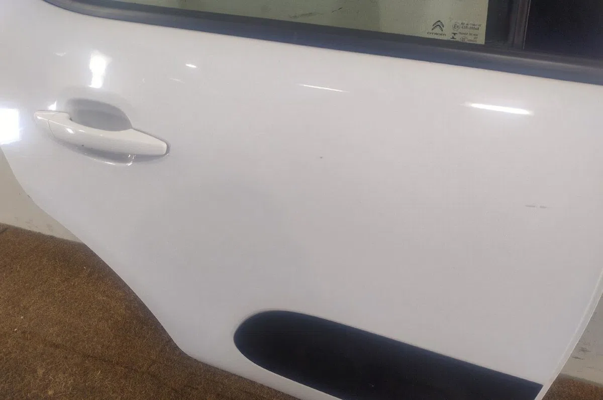 Porte arrière droite Citroen C3 III (SX) 1.6 bluehdi 100 (2016) occasion
