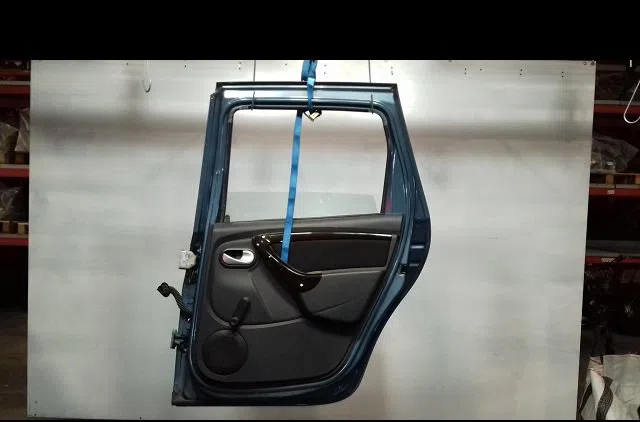 Porte arrière droite Dacia DUSTER (HS_) 1.5 dci 4x4 (hsmc, hsmd) (2010-2018) 5 portes occasion