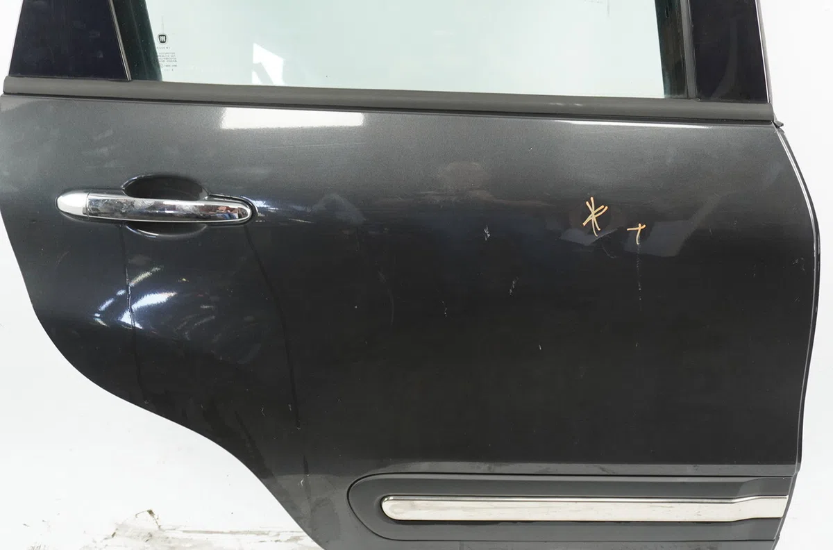 Porte arrière droite Fiat 500L (351_, 352_) 1.6 d multijet (199lye1b) (2013) occasion