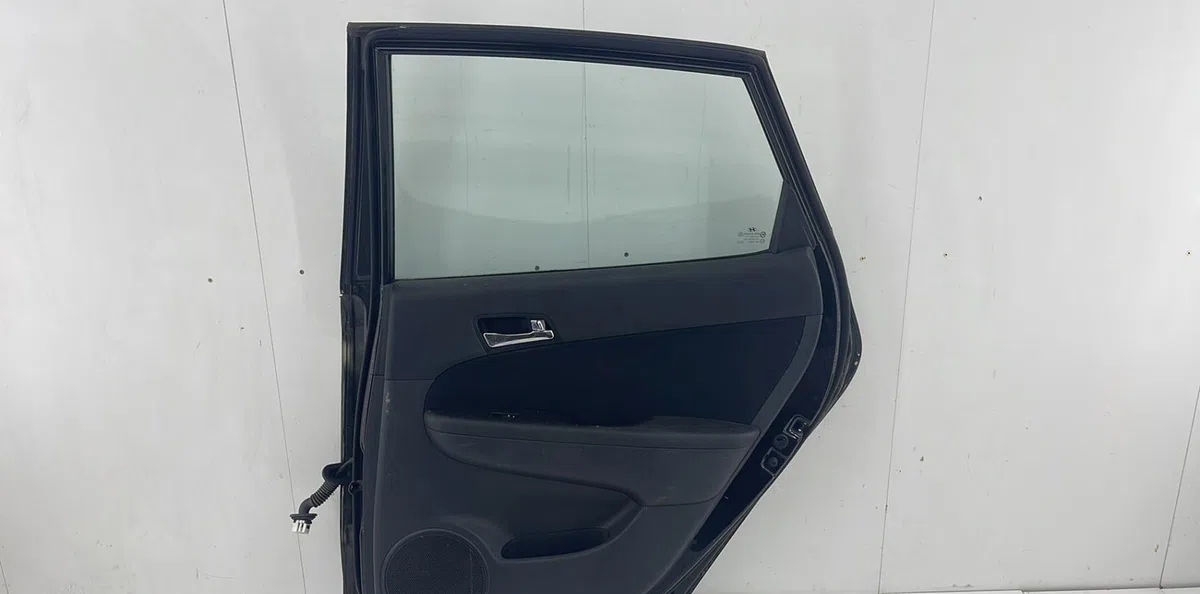 Porte arrière droite HYUNDAI I 30 1 PHASE 1 occasion