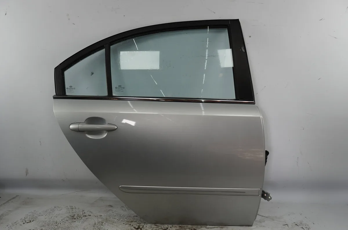Porte arrière droite Kia MAGENTIS II (MG) 2.0 crdi (2006-2010) occasion
